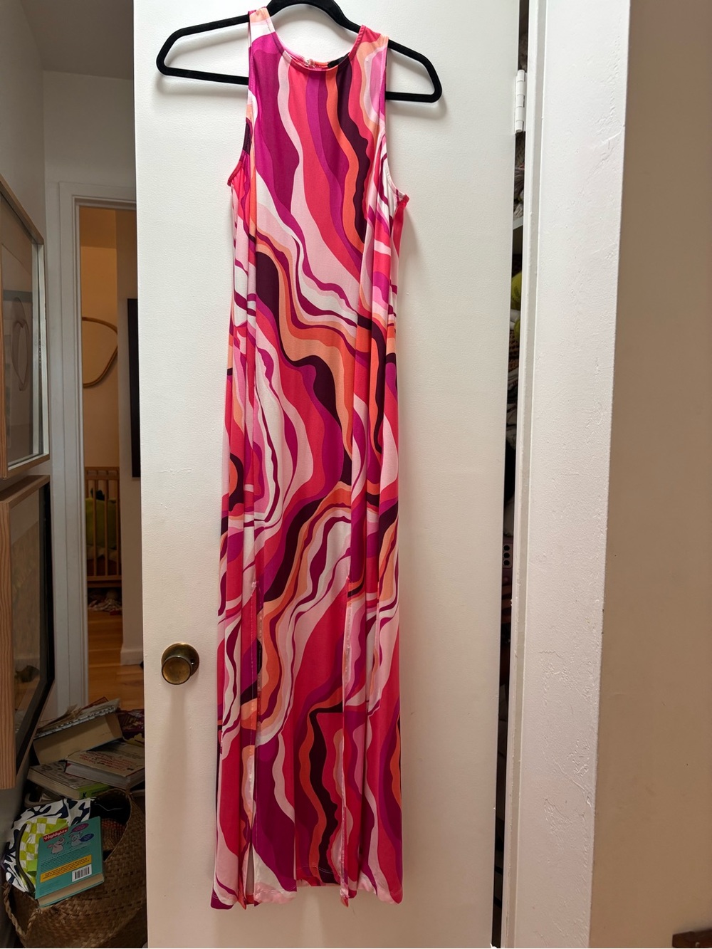 Donna Morgan Pink & Fuchsia Wave Maxi Dress